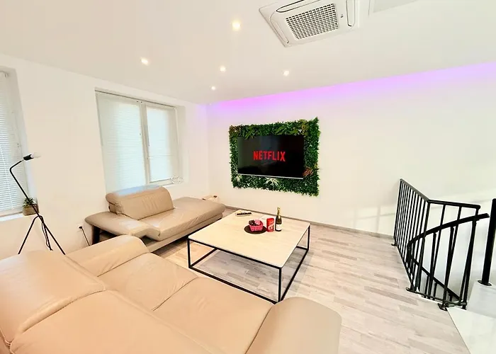 Lejlighed Loft Luxe - Jacuzzi - Sauna - Cinema Nancy