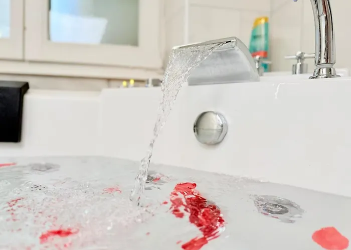 Loft Luxe - Jacuzzi - Sauna - Cinema *